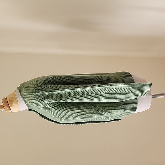 New! Demylee NY small sage green mindy cashmere cardigan . - Picture 4 of 13